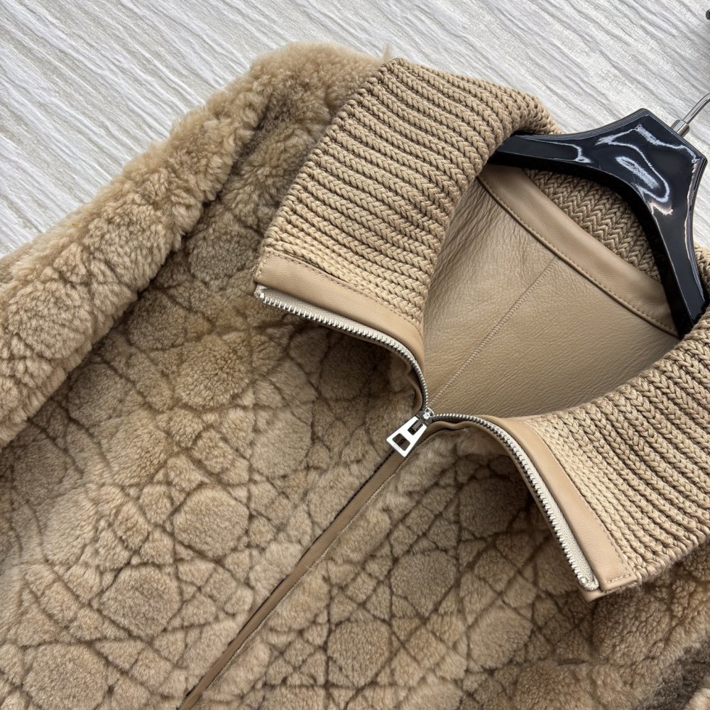 Полушубок женский фото 3