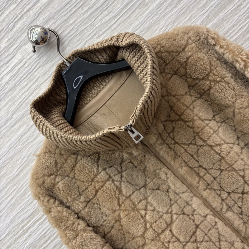 Полушубок женский фото 4