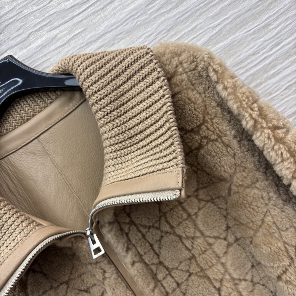 Полушубок женский фото 5