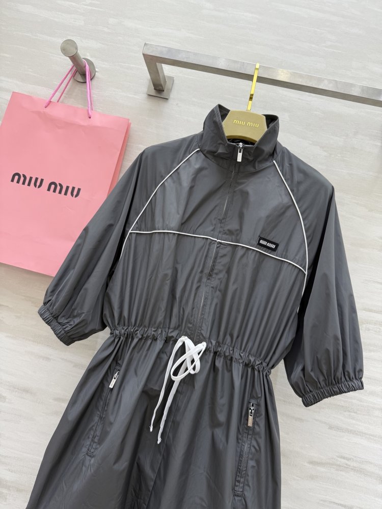 Повседневное спортивное платье фото 2