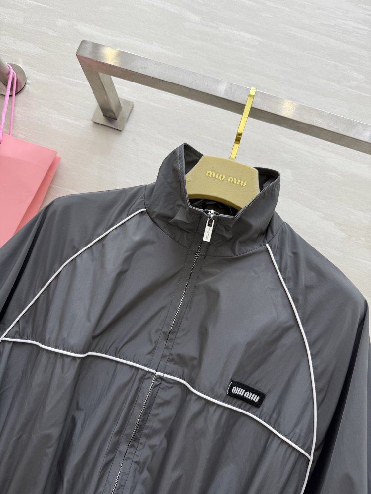 Повседневное спортивное платье фото 6