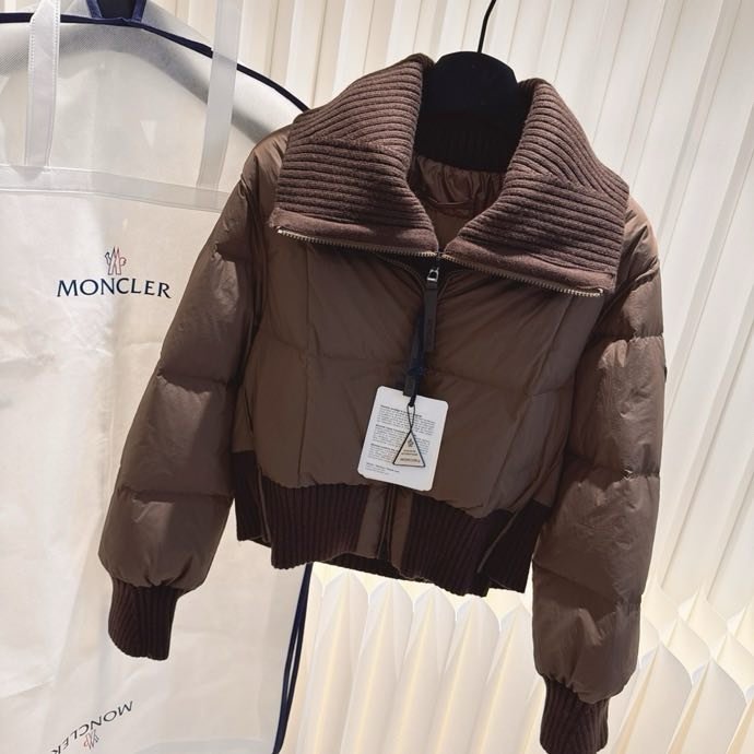 Приталенная куртка пуховик