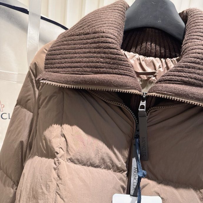 Приталенная куртка пуховик фото 4