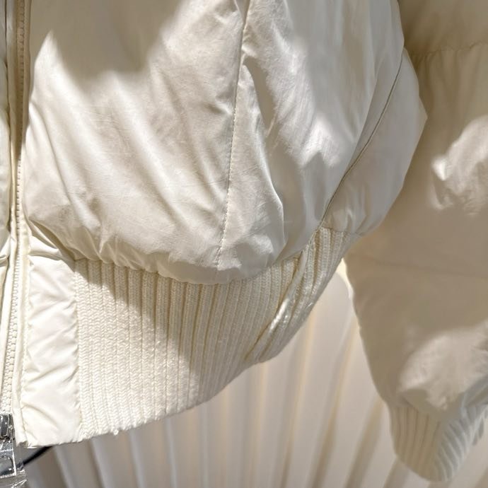 Приталенная куртка пуховик фото 8