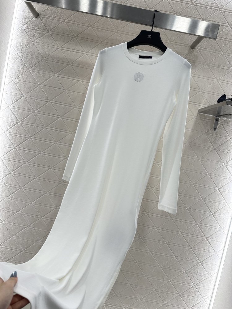 Pritalennoe dress from длиннвми sleeves фото 8