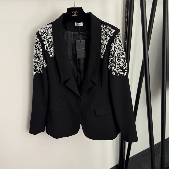 Приталенный пиджак на одной пуговице с брюками фото 3