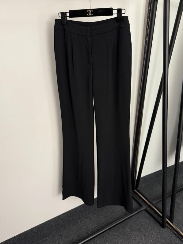 Приталенный пиджак на одной пуговице с брюками фото 4