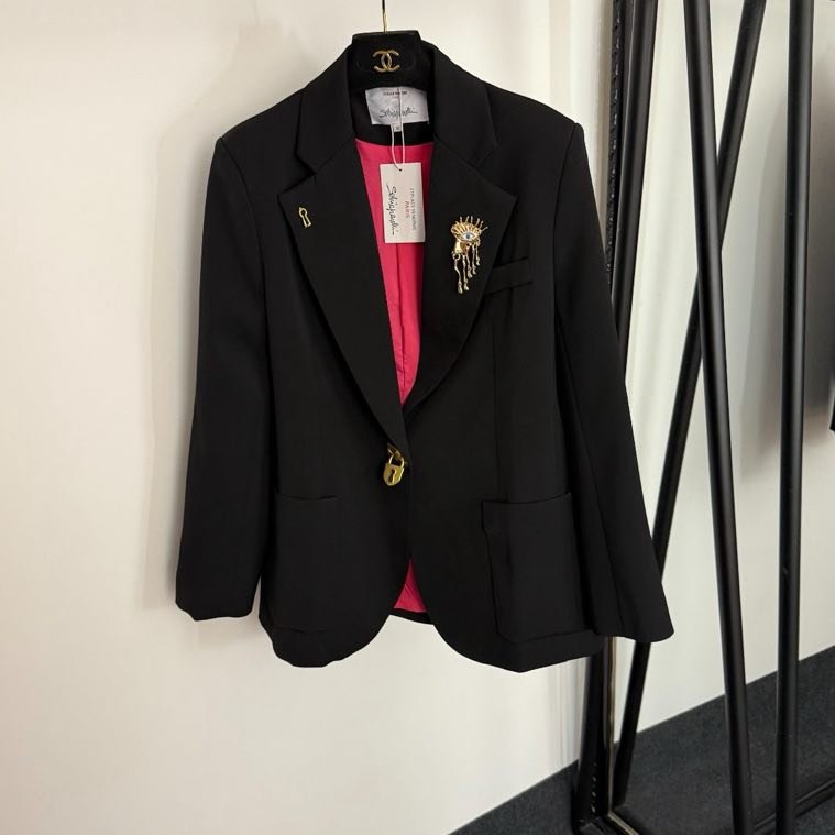 Fitted a jacket from long sleeves фото 2