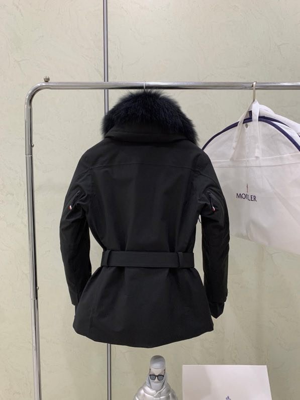 Пуховая куртка Moncler Ski Vizelles фото 3