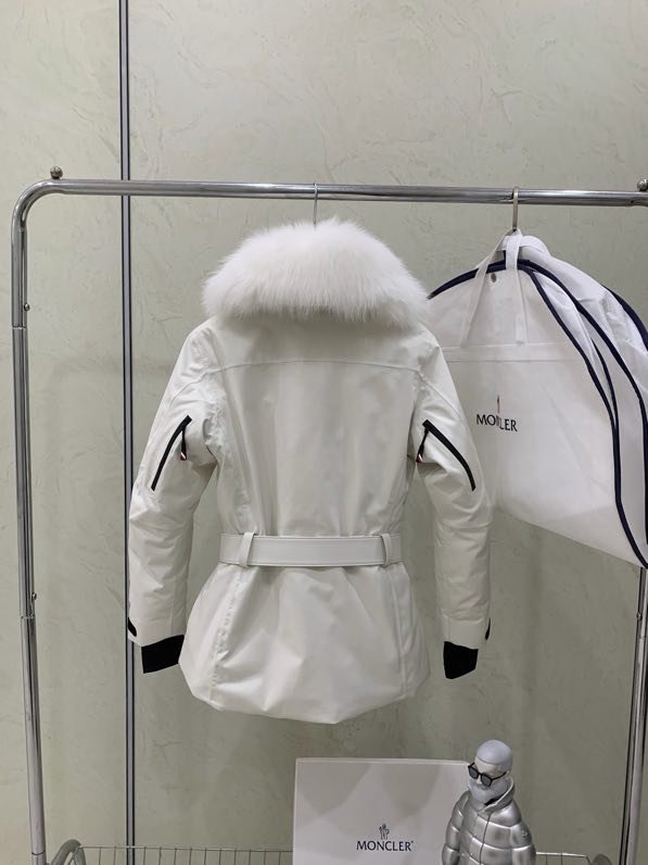 Пуховая куртка Moncler Ski Vizelles фото 4