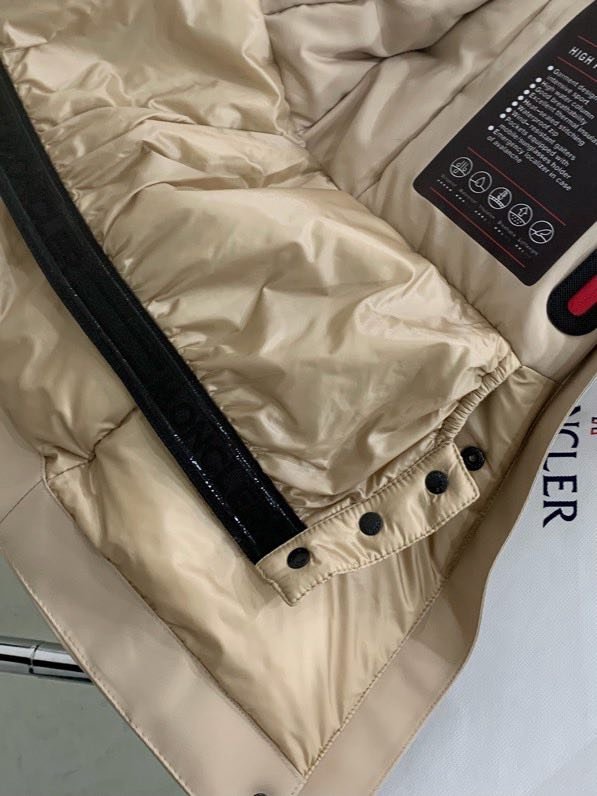 Пуховая куртка Moncler Ski Vizelles фото 7