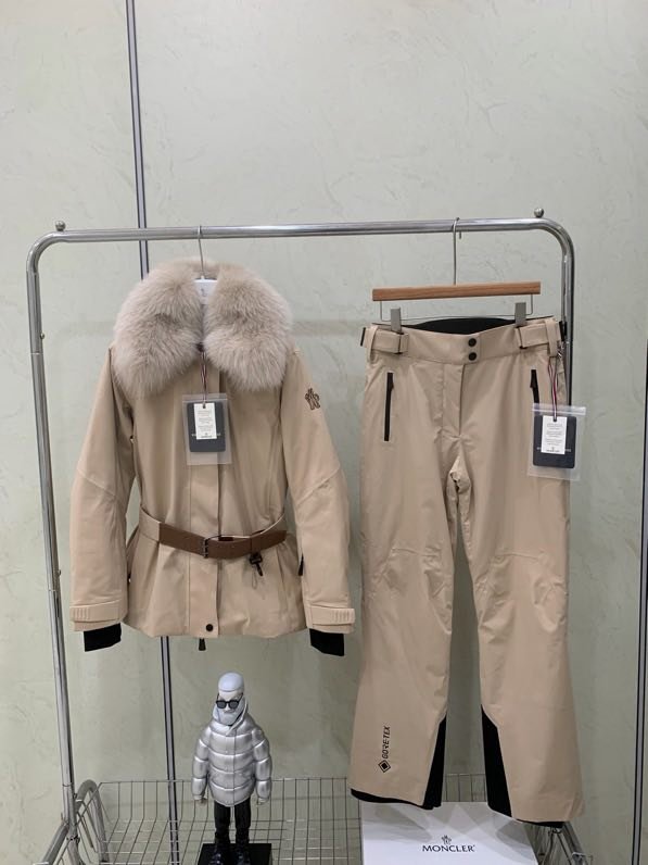 Пуховая куртка Moncler Ski Vizelles фото 8