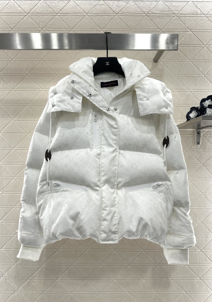 Feather jacket with removable hood фото 3