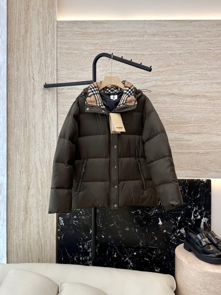 Пуховик Burberry с длинными