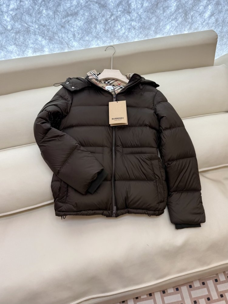 Пуховик Burberry с длинными фото 3