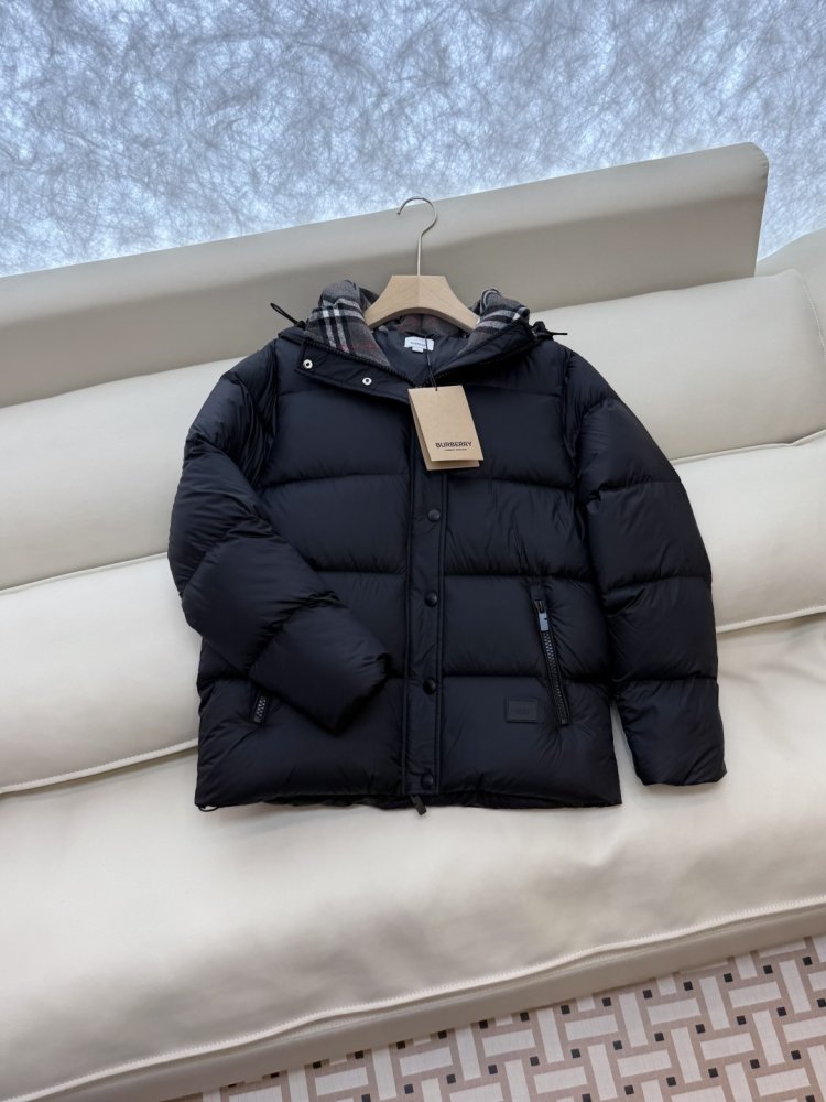 Пуховик Burberry с длинными фото 3