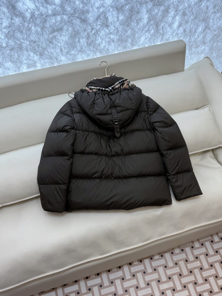 Пуховик Burberry с длинными фото 4