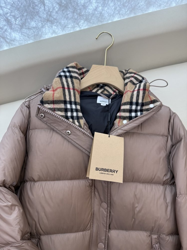 Пуховик Burberry с длинными фото 6