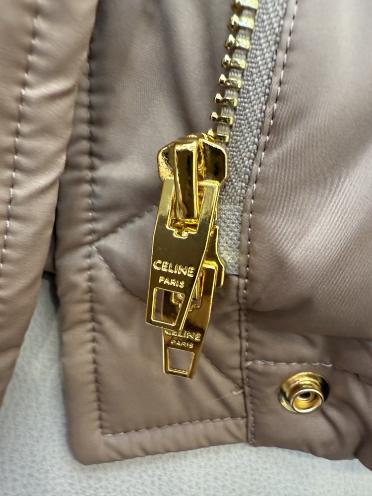 Пуховик Celine с поясом и воротником стойкой фото 8