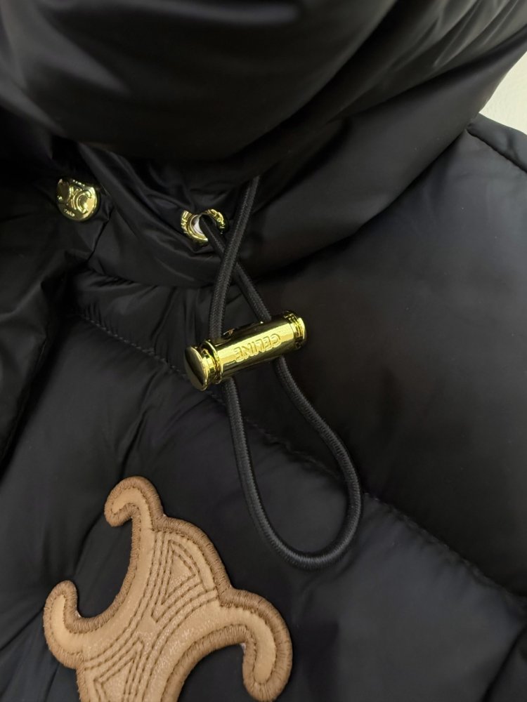 Пуховик Celine средней длины с поясом и капюшоном фото 7
