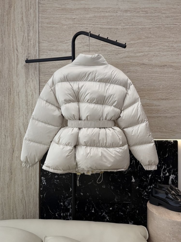 Down jacket Celine secondary length фото 2