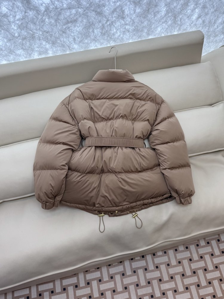 Пуховик Celine средней длины фото 5