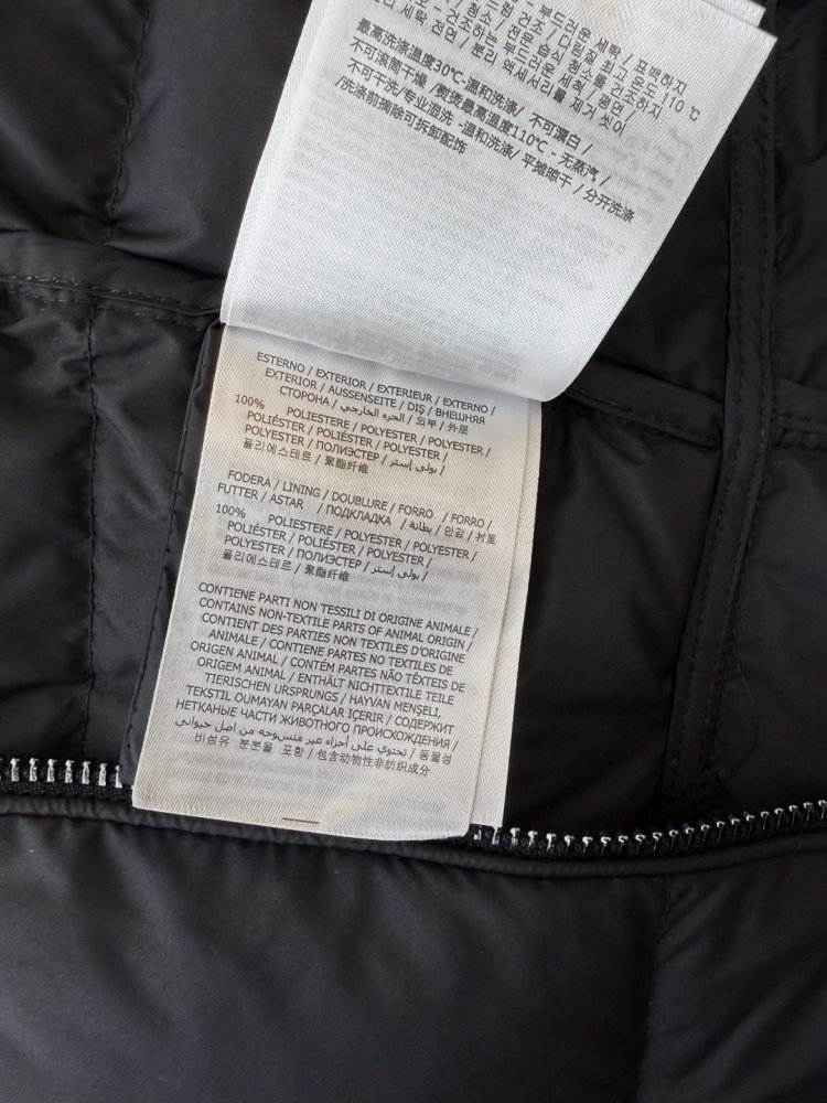 Пуховик довгий жіночий фото 9