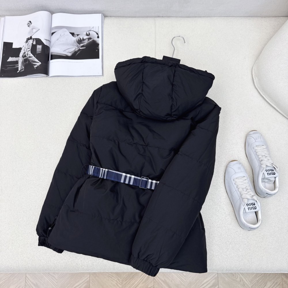 Пуховик двусторонний женский фото 9