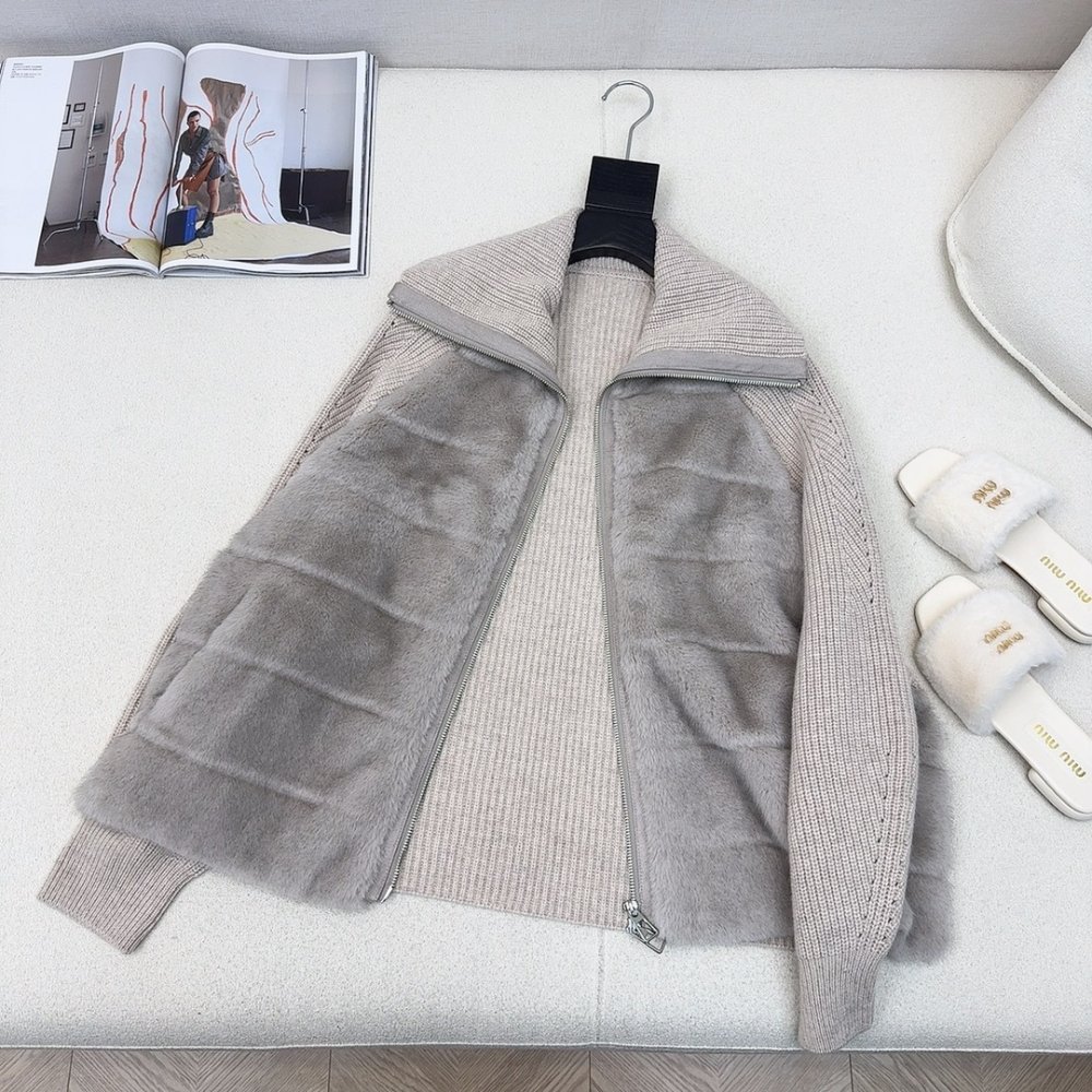 Пуховик меховой женский фото 6