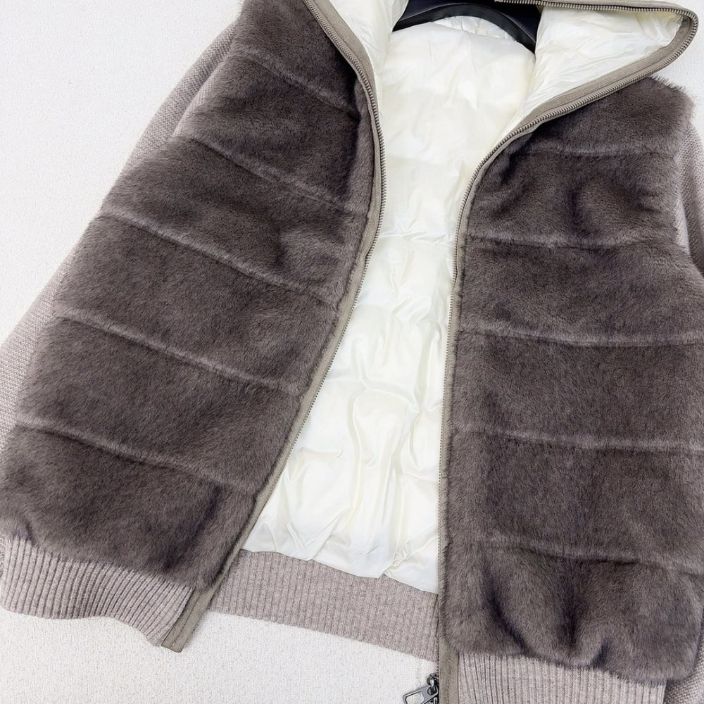 Пуховик меховой женский фото 6