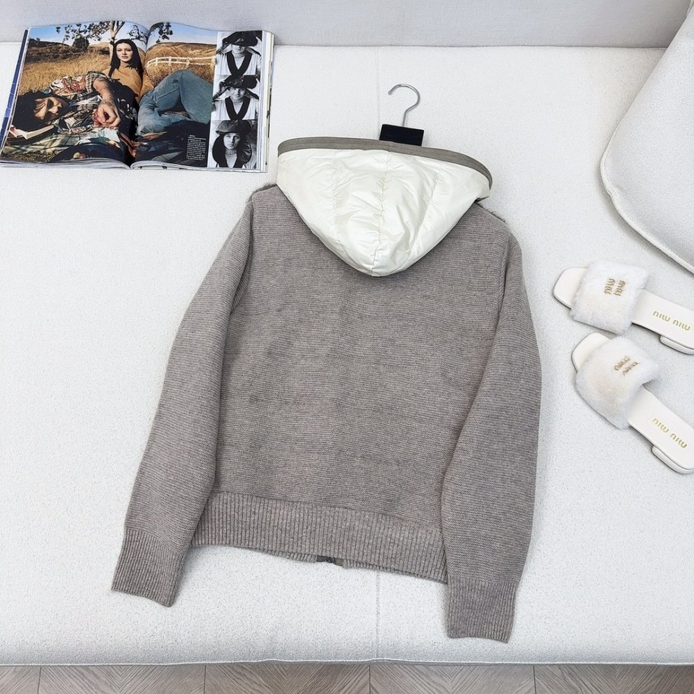 Пуховик меховой женский фото 9