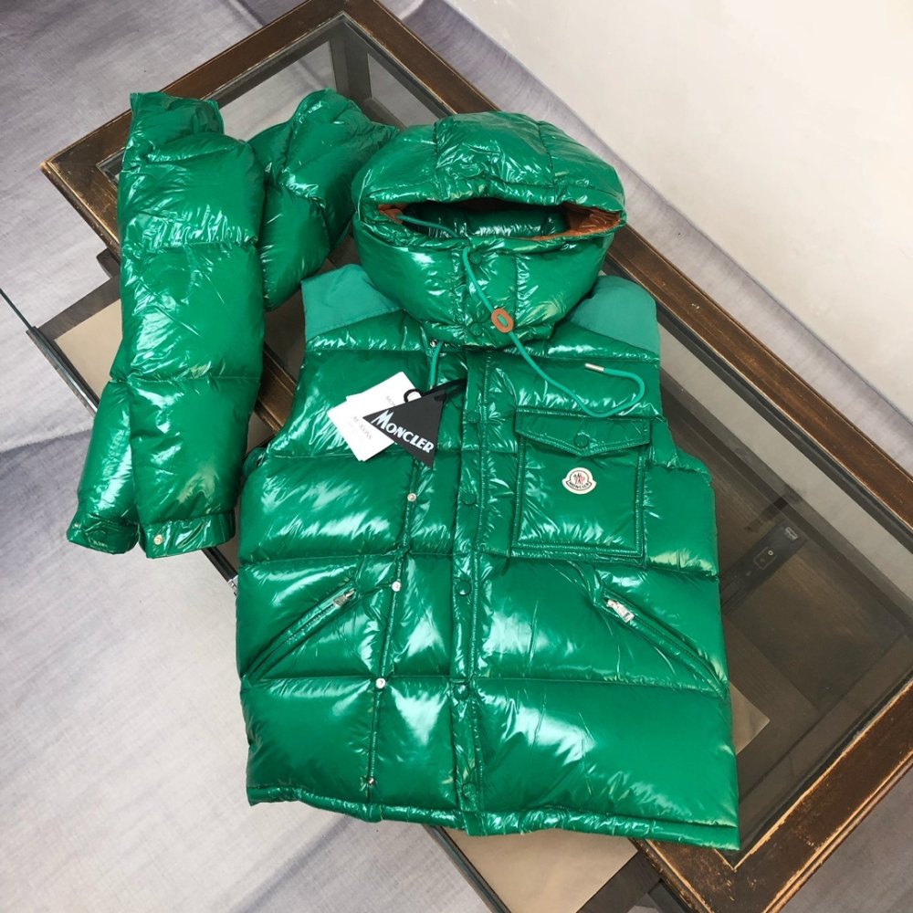 Пуховик чоловічий зі знімними рукавами