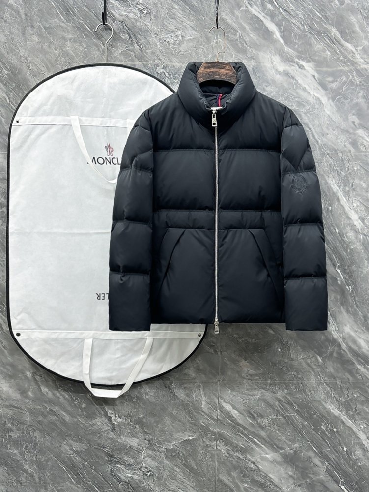 Пуховик чоловічий