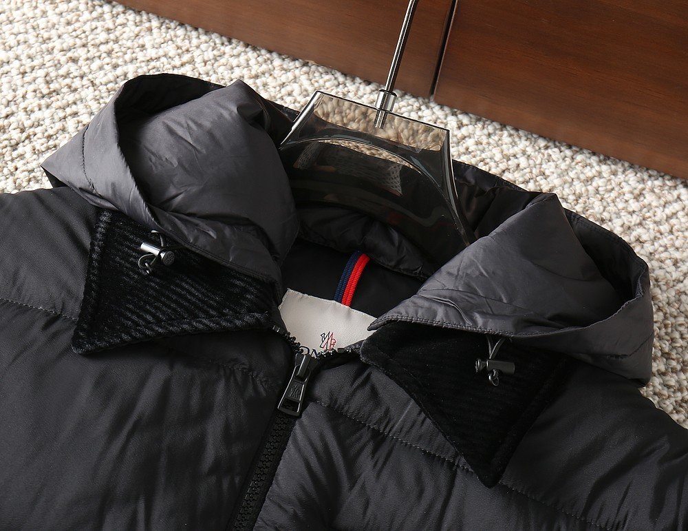 Пуховик чоловічий фото 4