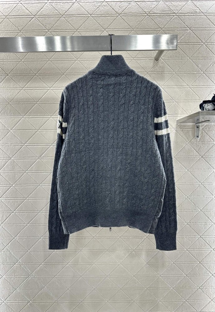 Пуховик на молнии с воротником стойкой фото 2