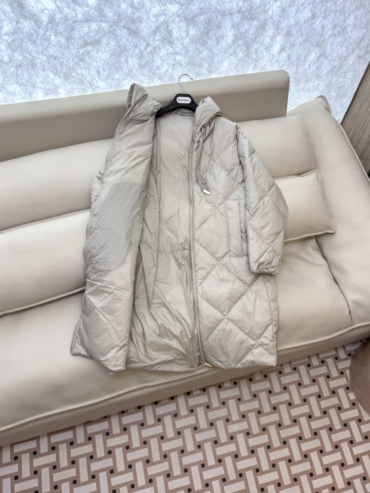 Пуховик с длинными рукавами на молнии фото 5