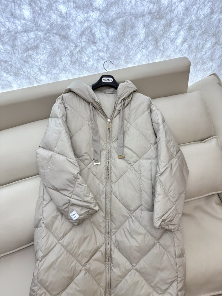 Пуховик с длинными рукавами на молнии фото 6