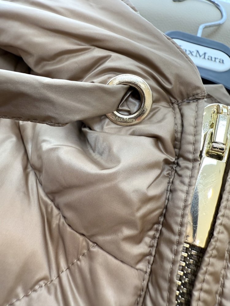 Пуховик с длинными рукавами на молнии фото 7