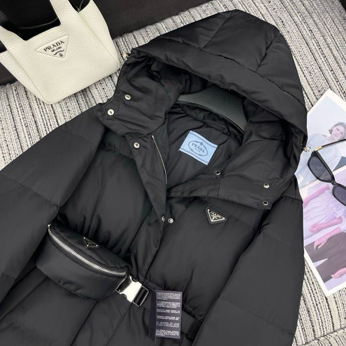 Пуховик с капюшоном женский фото 2