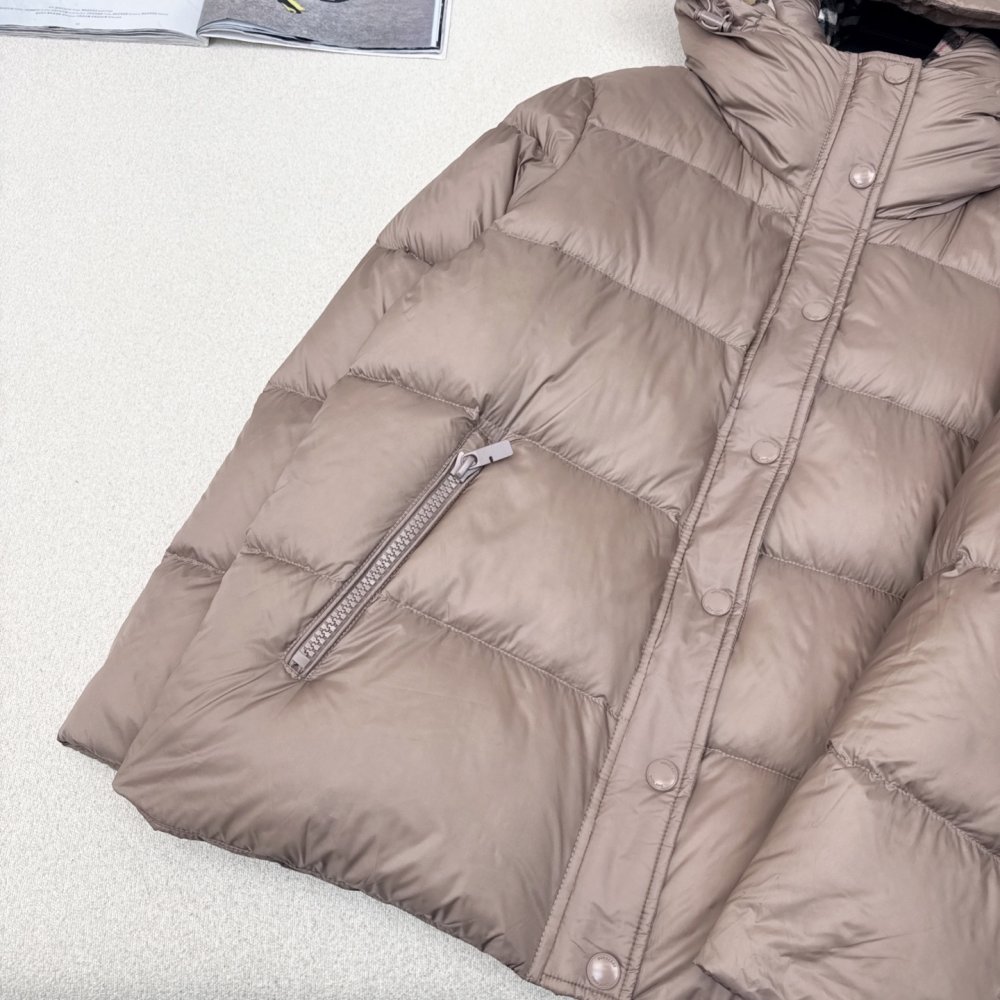 Down jacket from hood female фото 4