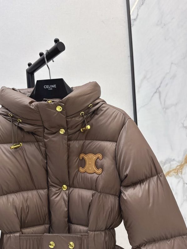 Пуховик с капюшоном женский фото 6