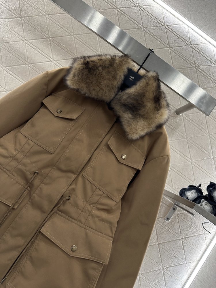 Пуховик з капюшоном фото 3