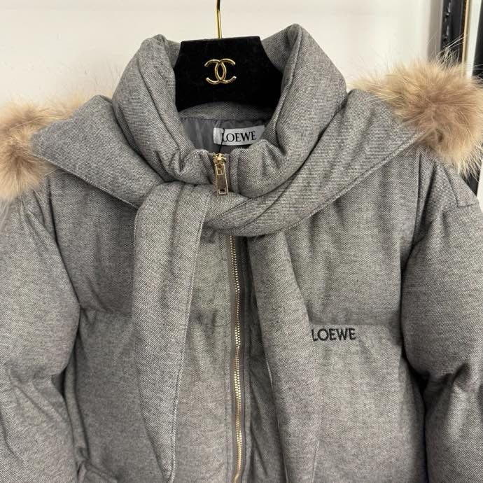 Down jacket from fur collar фото 6