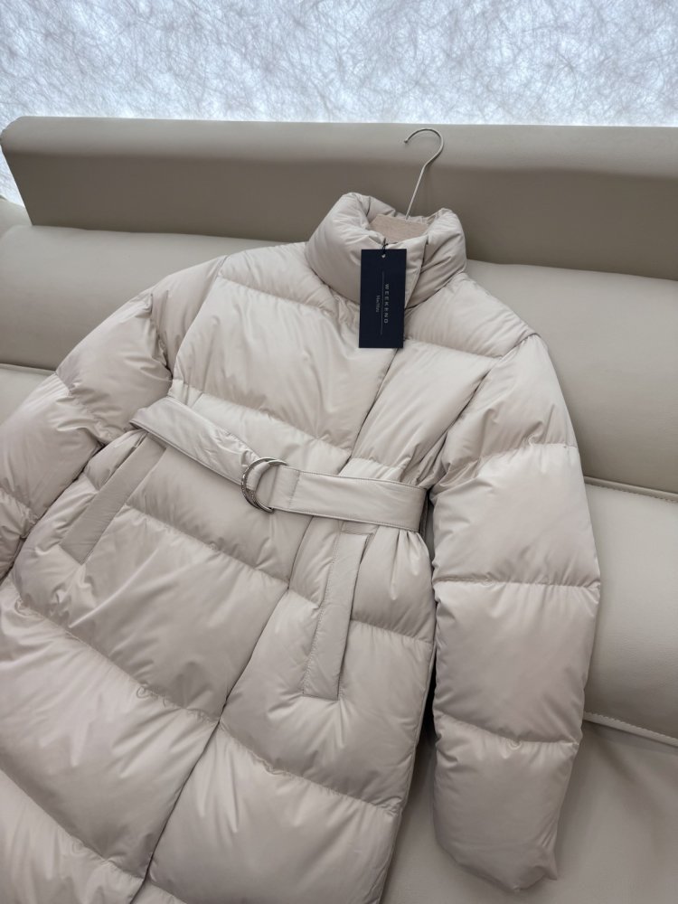 Пуховик з коміром стійкою і довгими рукавами фото 8