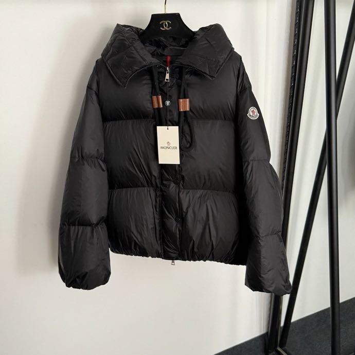 Пуховик женские