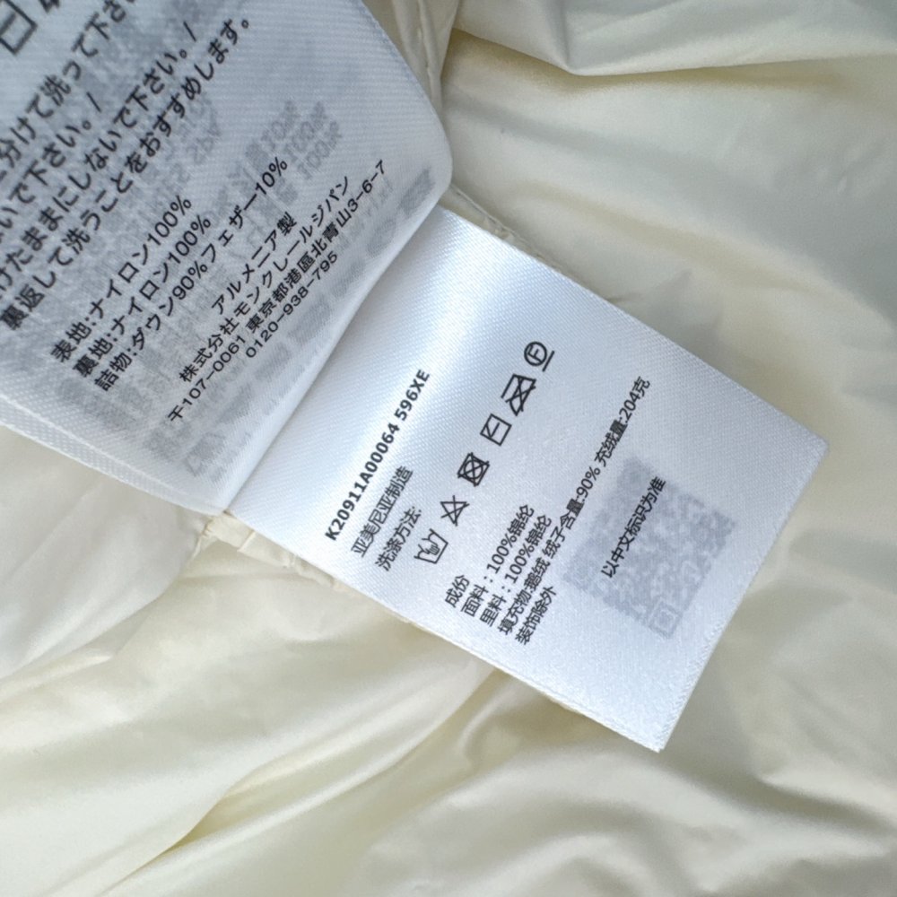 Пуховик женский с капюшоном фото 9