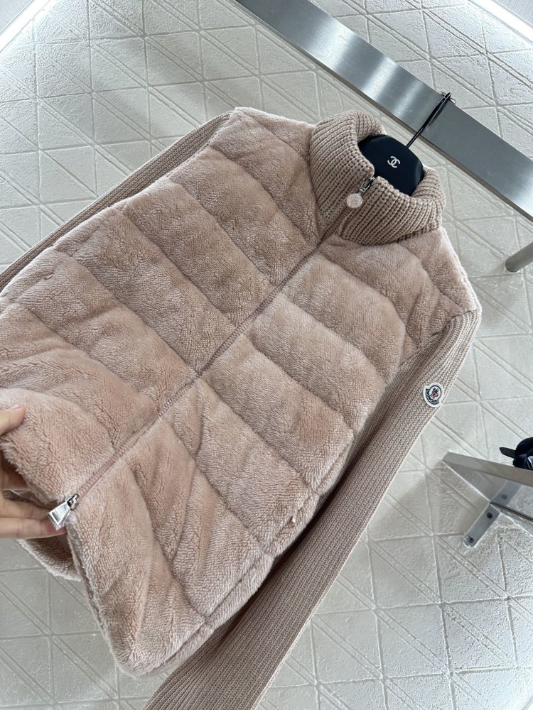 Down jacket female from woolen sleeves фото 7