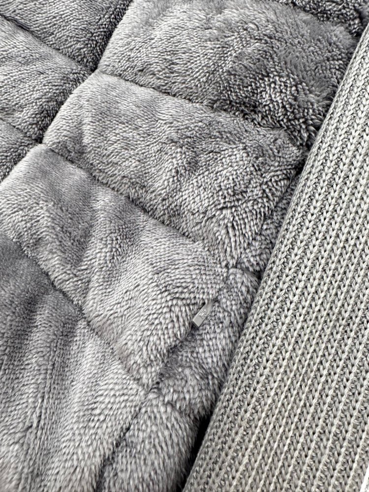 Пуховик женский с шерстяными рукавами фото 7