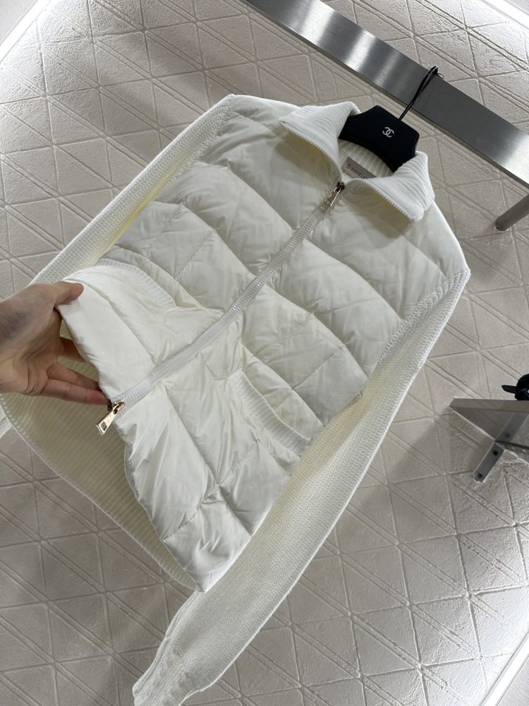 Пуховик женский с шерстяными рукавами фото 8