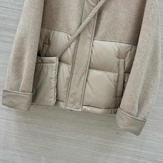 Пуховик женский с сумкой фото 2